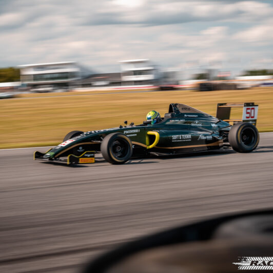 Galleri: Formula 4 Sommerløb 2022 - Racelens